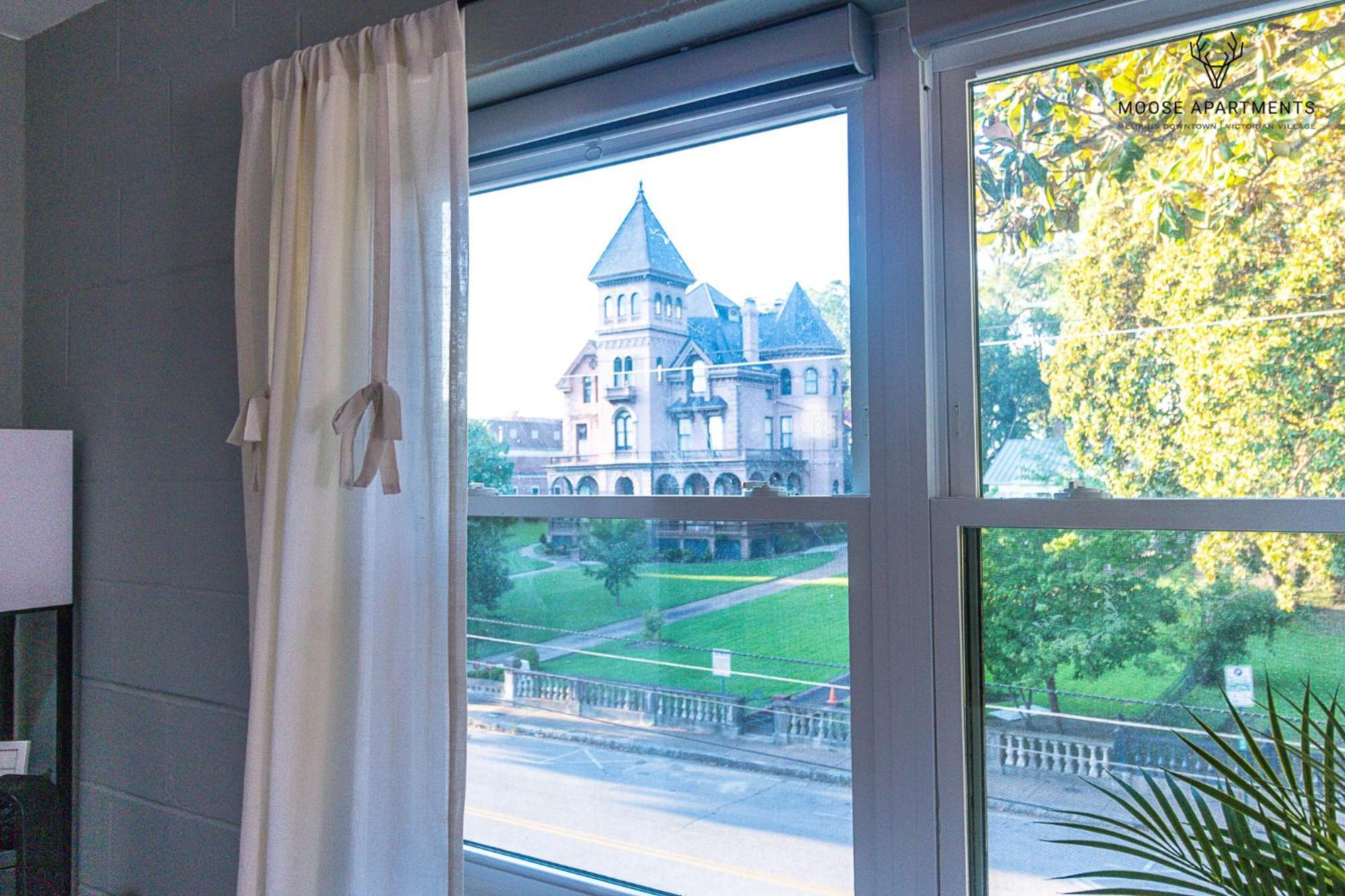 The Moose #7 - Instaworthy Studio With Amazing Views, Free Parking & Heated King Bed メンフィス エクステリア 写真